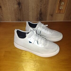 Vessi Unisex Waterproof Shoe Mens 8 Women's 9